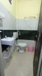 Vishnu Guest Inn - 停車場