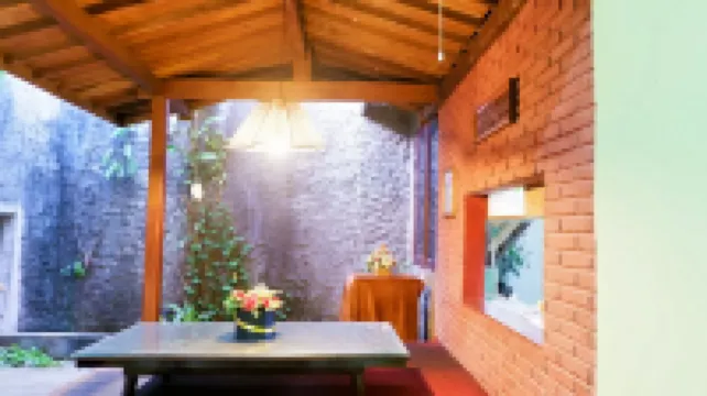 Sleepy Raccoon Hostel