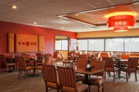 Gateway Hotel and Conference Center - breakfast