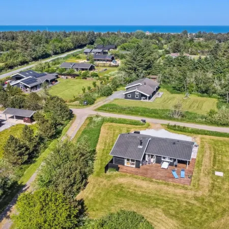 "Hampus" - 500m from the Sea Hotels in Jerup
