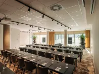 Van der Valk Hotel Gent Hotels near Miljoenenkwartier