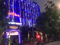 Hotel Red Inn Hotels in Old Gurgaon