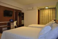 Hotel Saron Hotels in Luziania