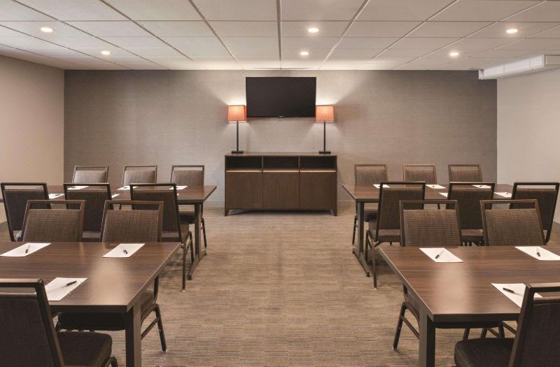 Country Inn & Suites by Radisson, la Crosse, WI photo 3