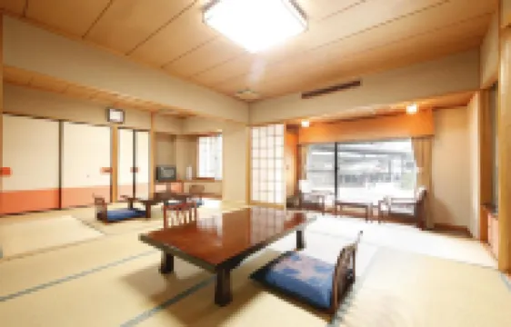 Wakamatsu Honten Hotels in 