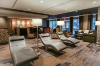 Courtyard Lenox Berkshires