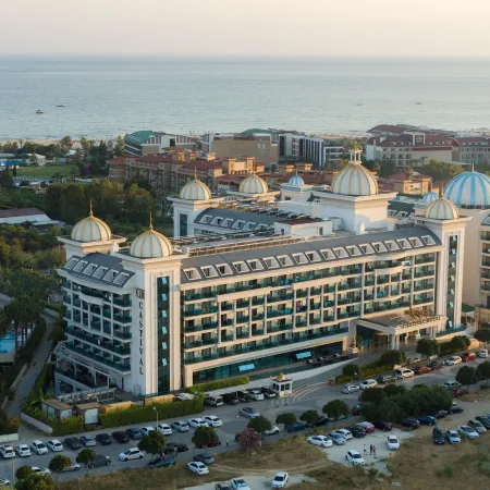 Castival Hotel Отели рядом с достопримечательностью «Эвренсеки»