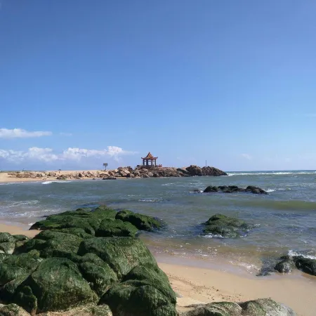 Yihai blue sky apartment (Lingshui Coral Sea store)