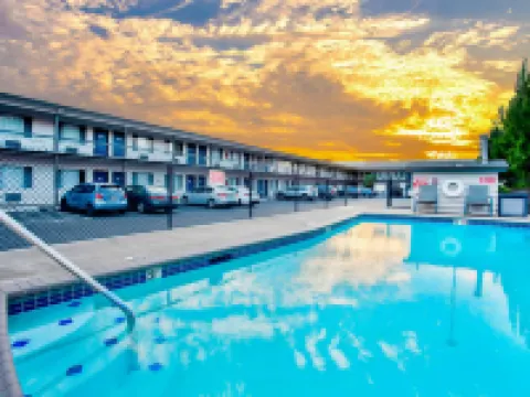 Motel 6 Salem, or - Expo Center Hotels in Salem