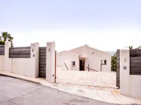 Villa El Camino Hotels in Ermita