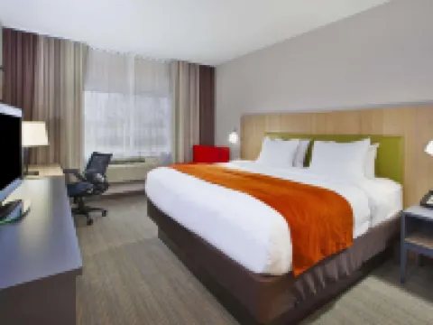 Country Inn & Suites by Radisson, Big Rapids, MI Hotels in Mecosta County