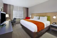 Country Inn & Suites by Radisson, Big Rapids, MI Hotels near Fred Meijer White Pine Trail State Park