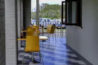 Lakes and Ocean Hotel Forster فنادق في تونكوري