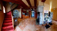 Logis Hôtels - Hôtel et Restaurant le Lion d'Or Hotels in Loubressac