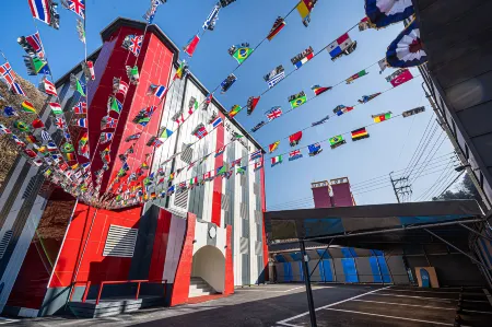 Gwangju Namjongmyeon Renaissance Отели в г. Кванджу