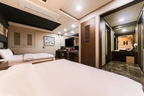 Mungyeong Jeomchon Amor Motel - ที่มีที่จอดรถ