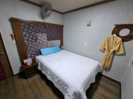 Gimcheon Gavin Отели в г. Кимчхон