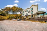 Muju Snowflower Travel Pension Hotels near Deogyusan National Park
