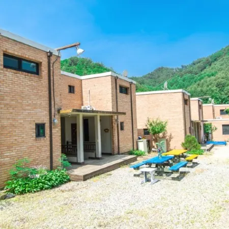 Sunny Junny Pension Отели рядом с достопримечательностью «Ферма Herbnara»