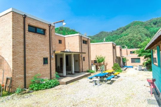 숙소 내부 전경 1