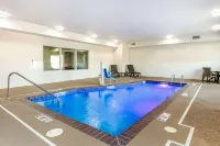 Comfort Inn and Suites Van Buren - Fort Smith