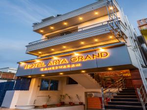 Hotel Arya Grand