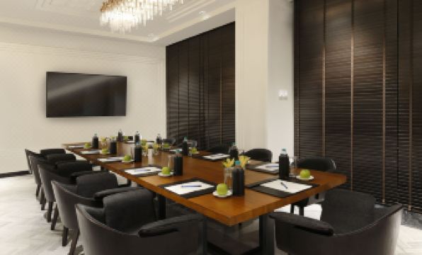 Novotel Chennai Chamiers Road