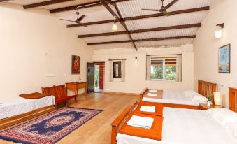 Devashola Homestay - Housity