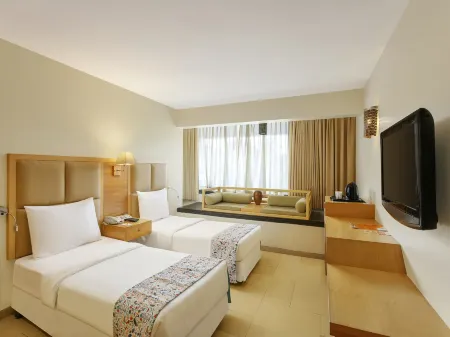 Ginger Dona Paula, Goa