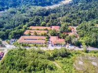 Xcape Resort Taman Negara Hotels in Tembeling