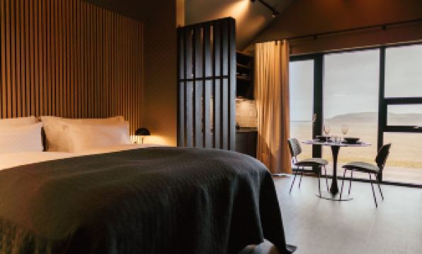 블랙 비치 스위트 썸네일