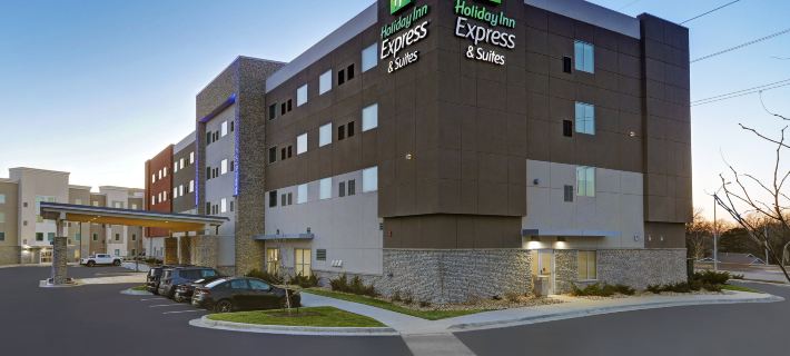 Holiday Inn Express & Suites LENEXA - OVERLAND PARK AREA by IHG Hotels in Johnson County