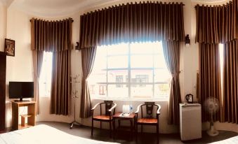 Nam Long Hotel