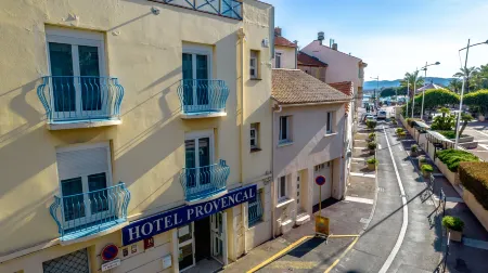 Hotel Provencal Отели рядом со станцией SAINT RAPHAEL RAILWAY STATION
