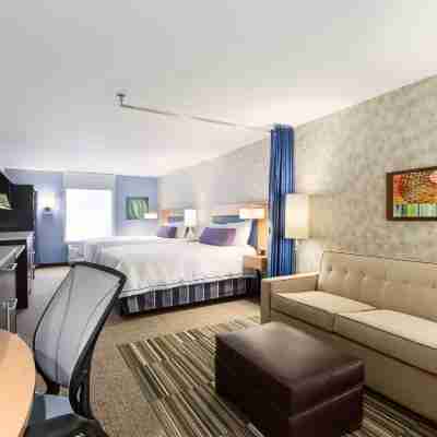 Home2 Suites by Hilton Sioux Falls/ Sanford Medical Center Rooms