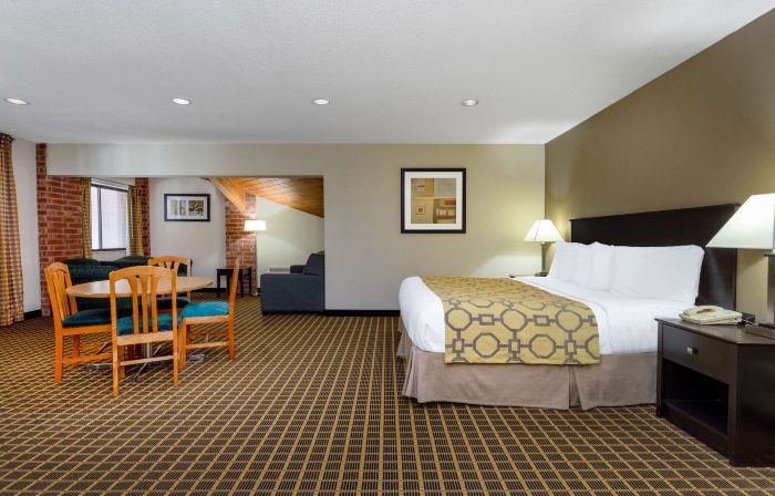 Baymont Inn and Suites by Wyndham Harvard, IL