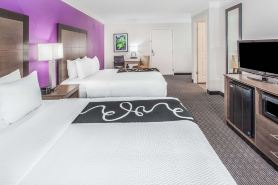 La Quinta Inn & Suites by Wyndham Lubbock West Medical Centr