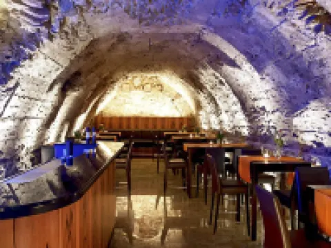 Trip Inn Kaiser Hotel & Restaurant Heidelberg-Schriesheim シュリースハイムのホテル