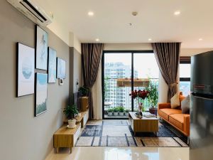 Vinhomes Ocean Park -  Luxury 2 Bedrooms Apartment