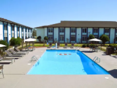 อเมริกาส์เบสต์แวลลู อินน์แอนด์สวีทส์ โฟลีย์ กัลฟ์ชอร์ส โรงแรมในโฟลีย์