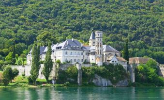 Mercure Aix-Les-Bains Domaine de Marlioz - Hôtel & Spa