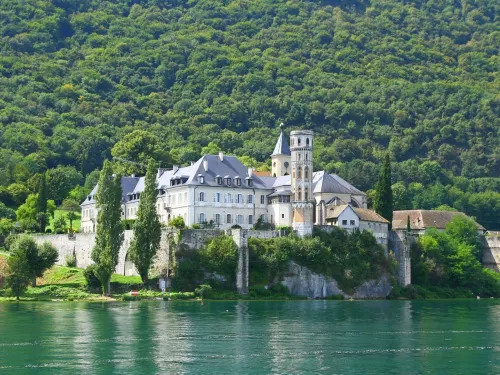 Mercure Aix-Les-Bains Domaine de Marlioz - Hôtel & Spa Hotels in Tresserve