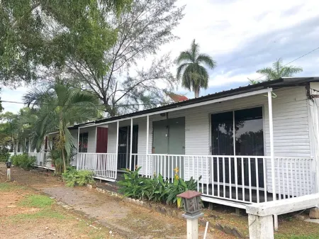 Green Town Hotels and Resorts Отели рядом с достопримечательностью «Port Dickson Methodist Centre (PDMC)»