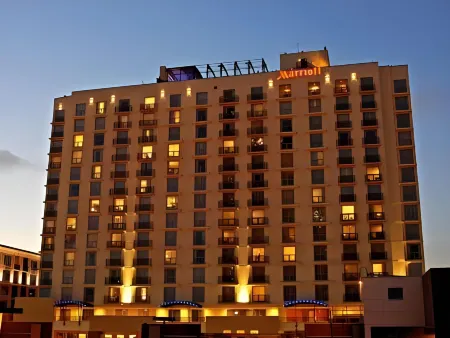 San Diego Marriott Gaslamp Quarter Отели рядом с достопримечательностью «Ботаникал Билдинг»
