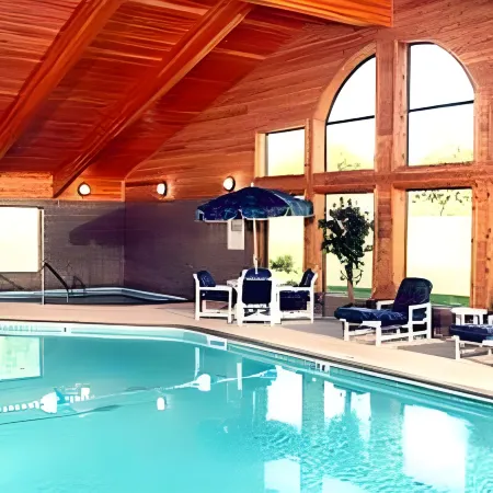 AmericInn by Wyndham Beaver DAM