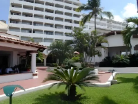 ホテル・トロピカーナ - ニア・オラス・アルタス・ストリート プエルト・バヤルタのホテル