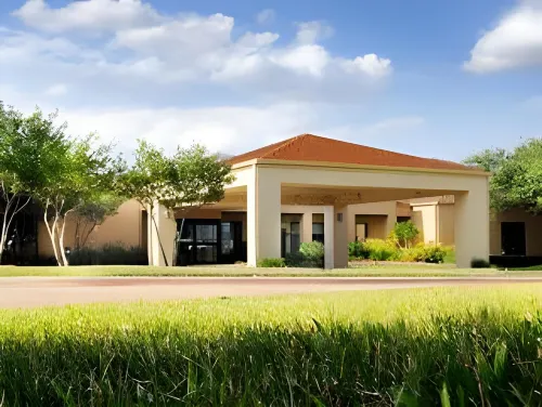 Courtyard Dallas-Fort Worth/Bedford Hotels in Bedford