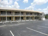 Motel 6 Dalton, GA