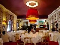Hôtel du Cheval Blanc - Paris Marne la Vallée Hotels in Chanteloup-en-Brie