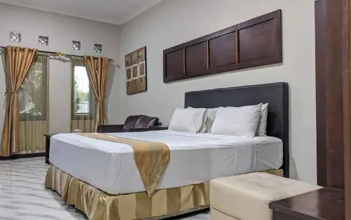 Hotel Grand Pangestu Hotel di Klari